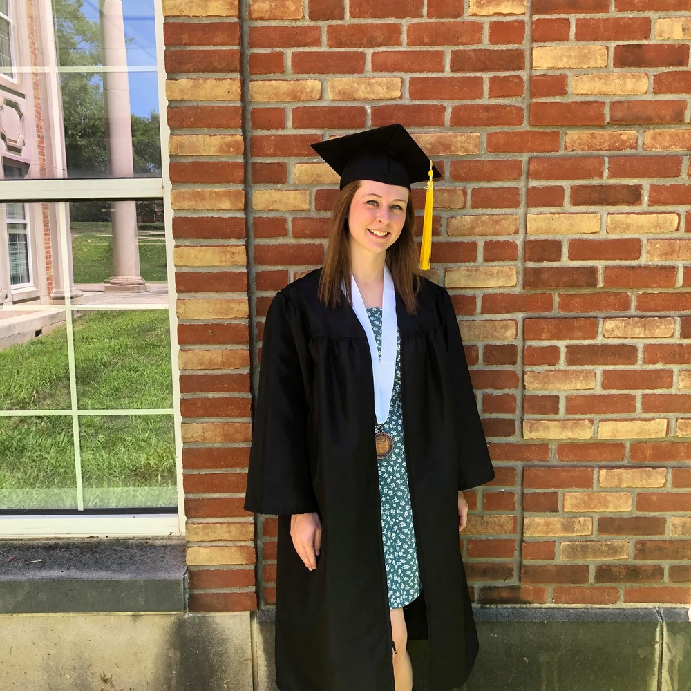 Meet your Posher, Brooke